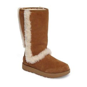 New Ugg Sundance Genuine Shearling Waterproof Boot Chestnut Size 6 1017511 DD147